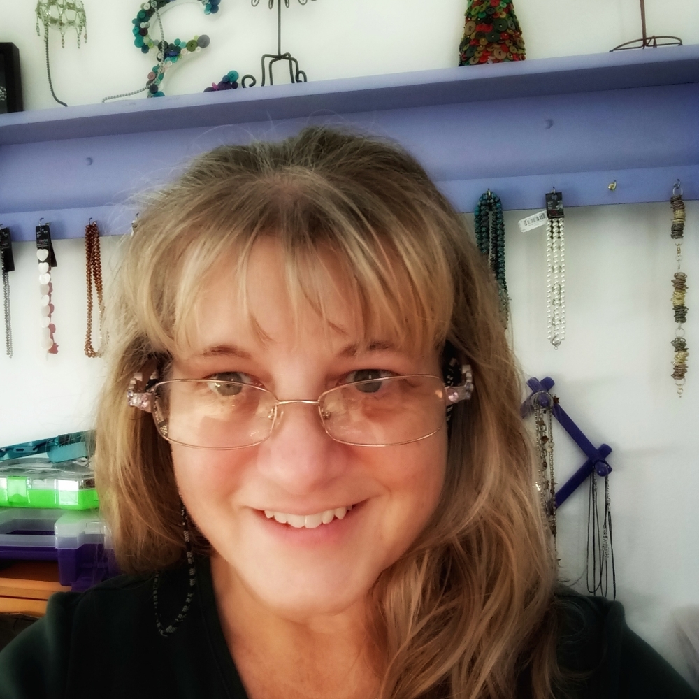 Meet your Posher, Ellen - Picture 5 of 8